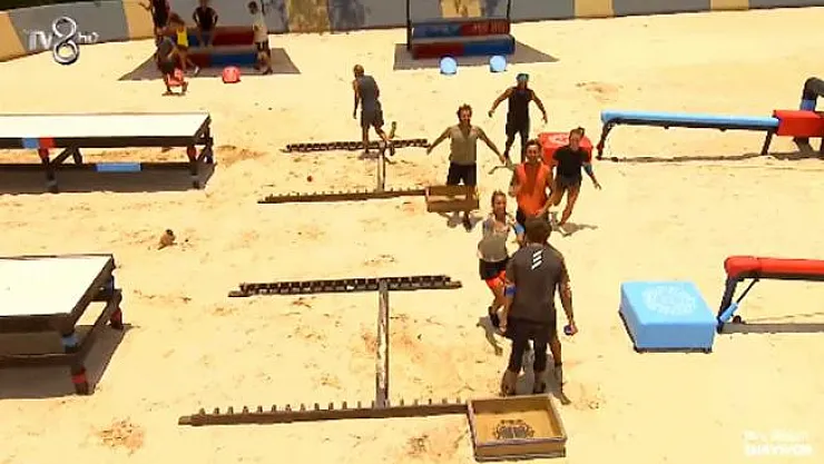 8 Mayıs Survivor ödül oyununu hangi takım kazandı? Survivor ödül oyununda ödül ne?
