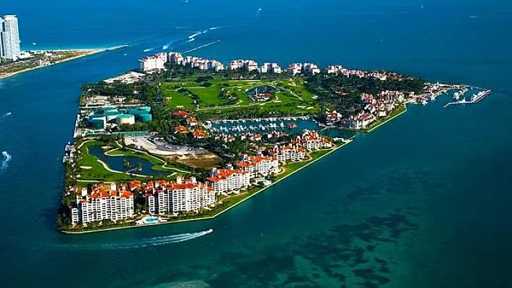ABD'de süper zenginler Covid-19 test sıkıntısı yaşamıyor!