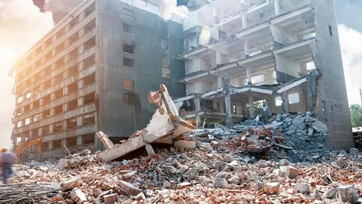 Acil deprem uyarısı yapıldı: Risk 3 kat arttı! O iller açıklandı!