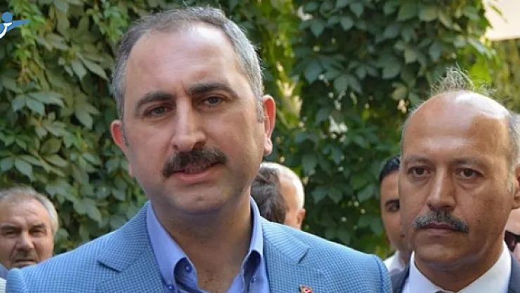 Adalet Bakanı Gül: Herkes Oylarını Huzur İçerisinde Kullanıyor