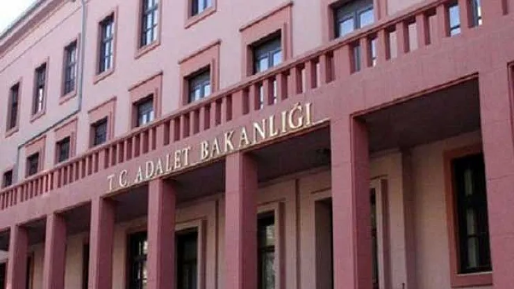 Adalet Bakanlığı Ceza İnfaz Kurumları ve Tutukevleri Kontrolörleri Yönetmeliği Değişti!