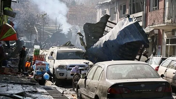 Afganistan'da bombalı saldırı