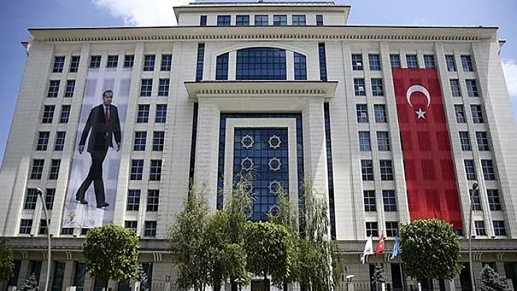 AK Parti'de Beş Bakan Milletvekili Listesinde Yer Almadı