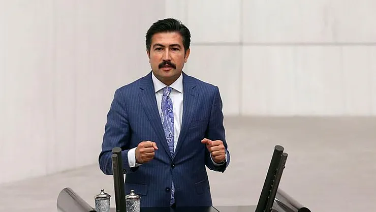 AK Parti'de büyük deprem! AK Partili Cahit Özkan acilen görevden alındı!