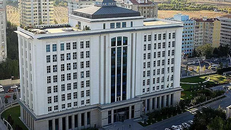AK Parti'de Görevde Olan 200 Milletvekili Yeniden Aday Yapılmadı