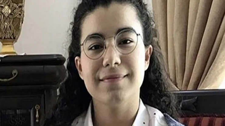 AK Parti'nin En Genç Milletvekili Adayı Elif Nur Bayram Kimdir?