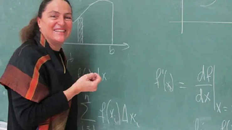 Akademisyenlere Gezi Soruşturmasında Prof. Dr. Betül Tanbay Serbest Bırakıldı