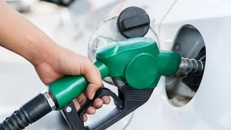 Akaryakıt Fiyatlarına Büyük İndirim Bekleniyor