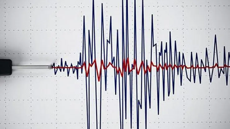 Akdeniz'de Korkunç Deprem 5.1 Büyüklüğünde Sallandı