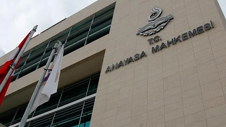 Anayasa Mahkemesi Üyeliğine Yıldız Seferinoğlu Seçildi!