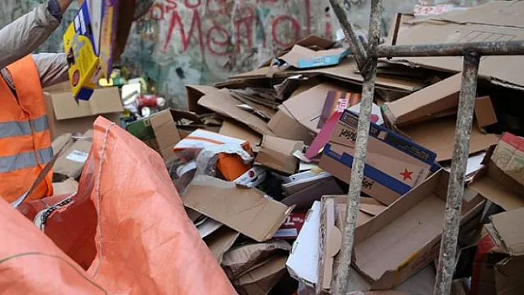 Ankara Büyükşehir Belediyesi kağıt toplayıcılığı yasakladı!
