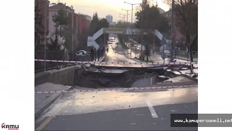 Ankara'da Petrol İstayonu Yakınındaki Yol Çöktü