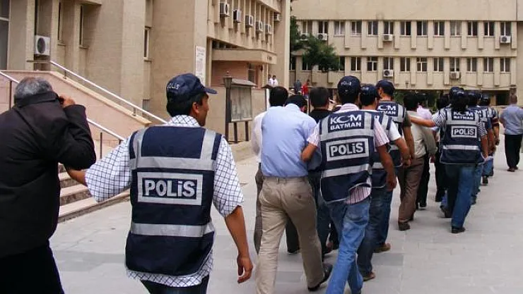 Ankara'da PKK propagandası yaptıkları öne sürülen 30 şüpheli hakkında gözaltı kararı