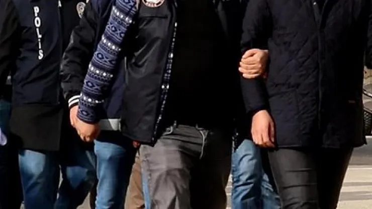 Ankara'da Sağlık çalışanlarına FETÖ operasyonu