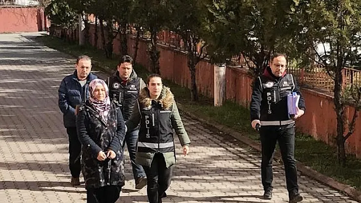 Ankara'da yakalanan FETÖ şüphelisi çift, Karabük'e getirildi