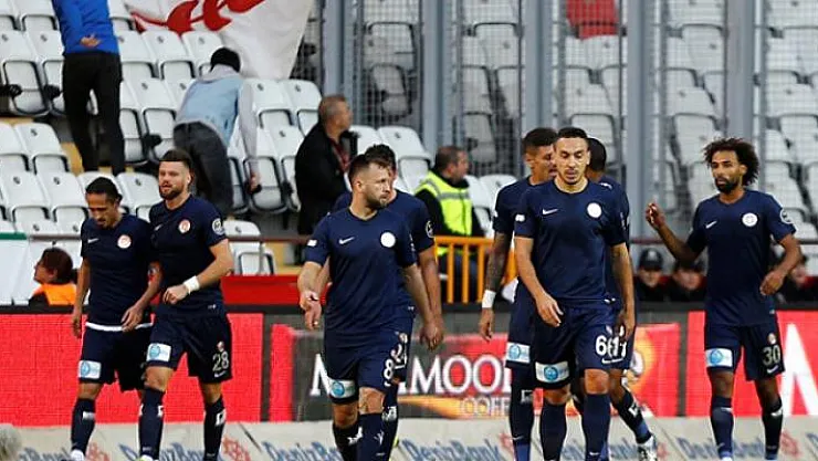 Antalyaspor, sahasında Göztepe'yi 1-0 yendi