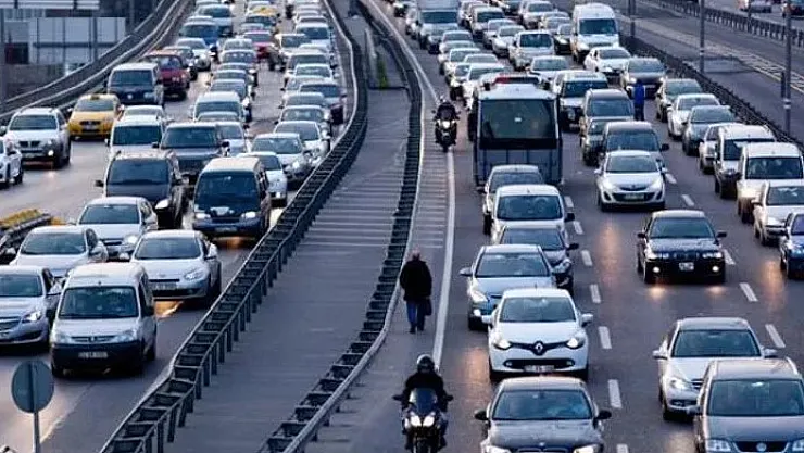 Araç sahipleri dikkat: Zamanı yaklaşıyor! Yapmazsanız 846 TL ceza ödeyeceksiniz