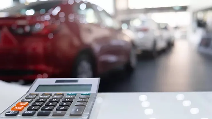 Araç stokçuluğu vatandaşı isyan ettirdi! Bayide satıldığı söylendi 100 bin TL farkla  galeride çıktı!