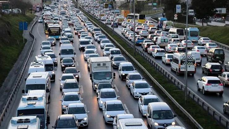 Aracı olan herkesi yakından ilgilendiriyor! İl il trafik sigortası ücretleri belli oldu!