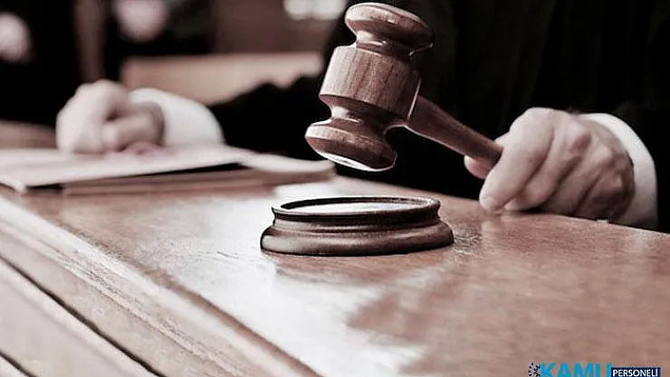 Avukatın Etek Boyuna Tepki Gösteren Hakim HSK Tarafından Görevden Uzaklaştırıldı!