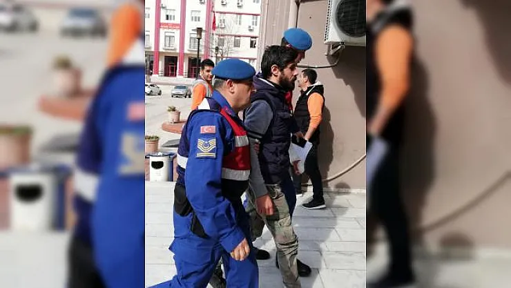 Aydın'da amcasını av tüfeğiyle öldüren zanlı tutuklandı