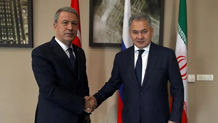 Bakan Akar'dan Soçi'de zirve öncesi önemli toplantılar