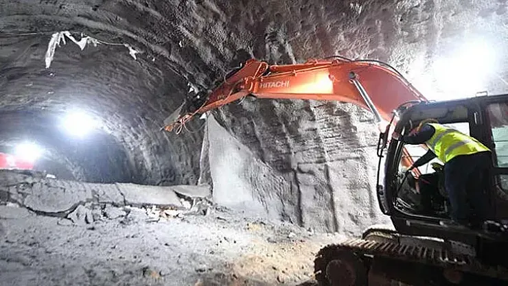 Bakan Karaismailoğlu Son Darbeyi Vurdu! Hem Zamandan Hem Akaryakıttan Büyük Tasarruf