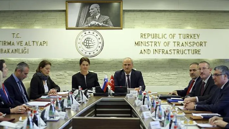 Bakan Turhan, Slovenya Başbakan Yardımcısı Bratuşek ile görüştü