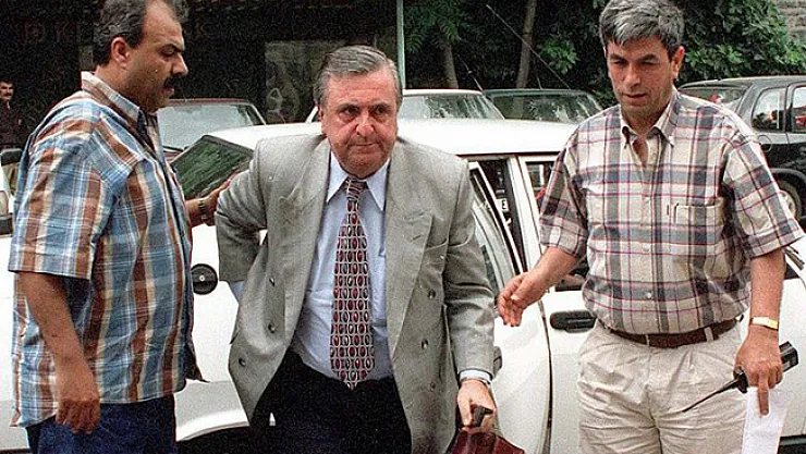 Bakanın Ölümünde İlginç Detay! Ercan Vuralhan'ın Naaşını Almaya Hiçbir Yakını Gitmedi!