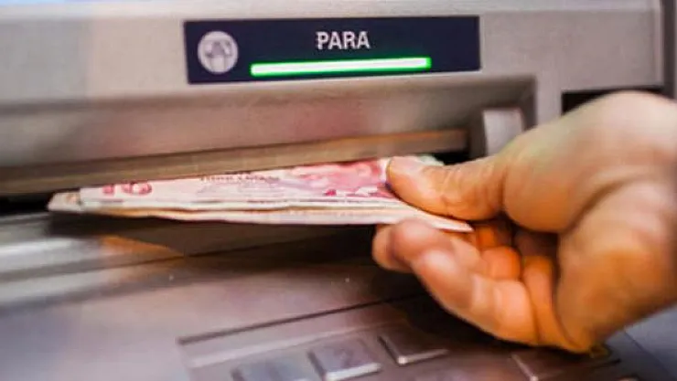 Bankalar faiz zararını kapatma yolunu buldu: ATM'lerden para çekerken dikkat!