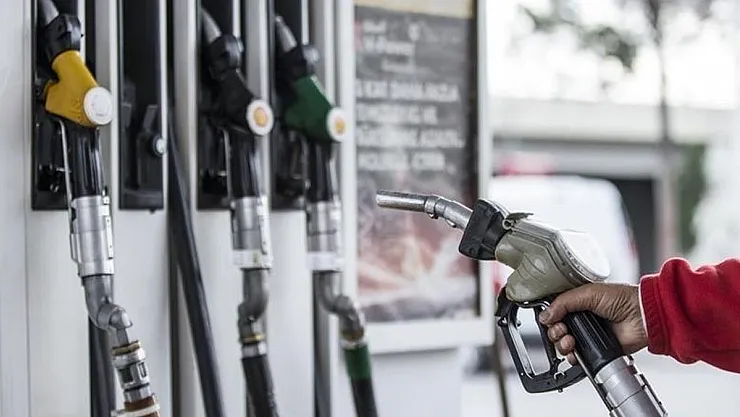 Benzin Motorini Salladı! Fiyatları Uçtu Yeni Listeye Bakın!