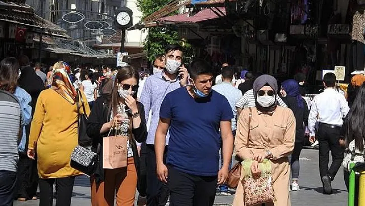 Bilim Kurulu kötü haberi resmen duyurdu! Eski günlere geri dönüyoruz