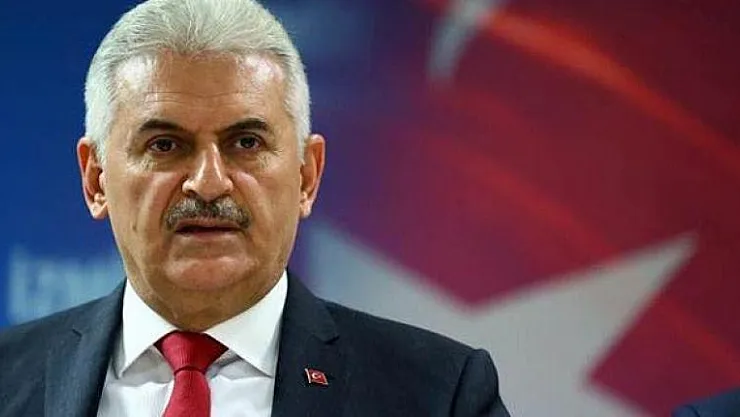 Binali Yıldırım'dan İmamoğlu'na destek veren sanatçılara: &quotSanat kariyerlerine çok büyük fayda sağlamaz"