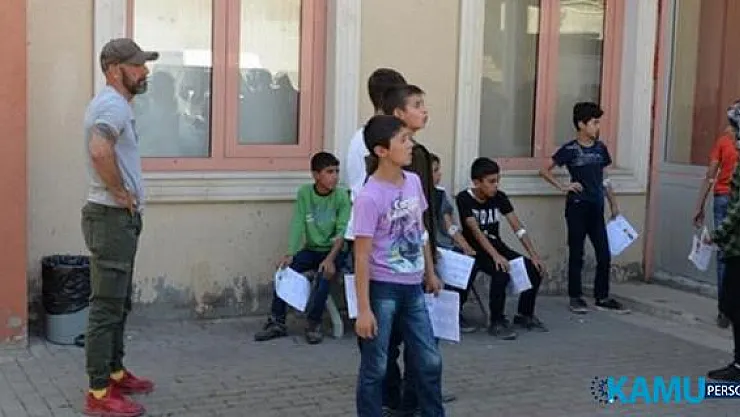 Bingöl'de Okulda Civa Zehirlenmesi Şüphesi ! Milli Eğitim Müdüründen Açıklama Geldi