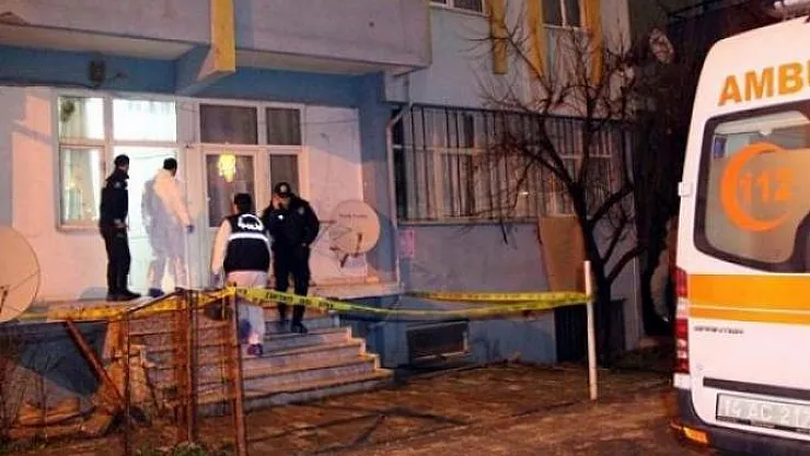 Bolu'da Eşini Bıçaklayıp, Boğazını Keserek Öldürdü!