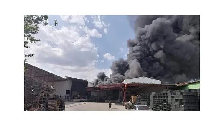 Bursa'da korkutan yangın! Söndürme çalışmaları devam ediyor
