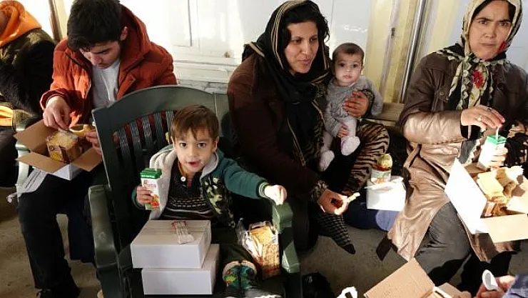 Çanakkale'de 33 düzensiz göçmen yakalandı