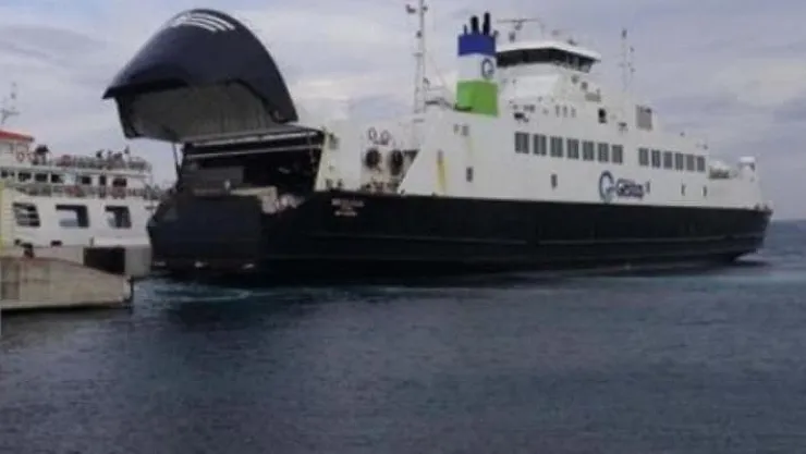 Çanakkale'de, Bozcaada ve Gökçeada feribot seferleri iptal edildi