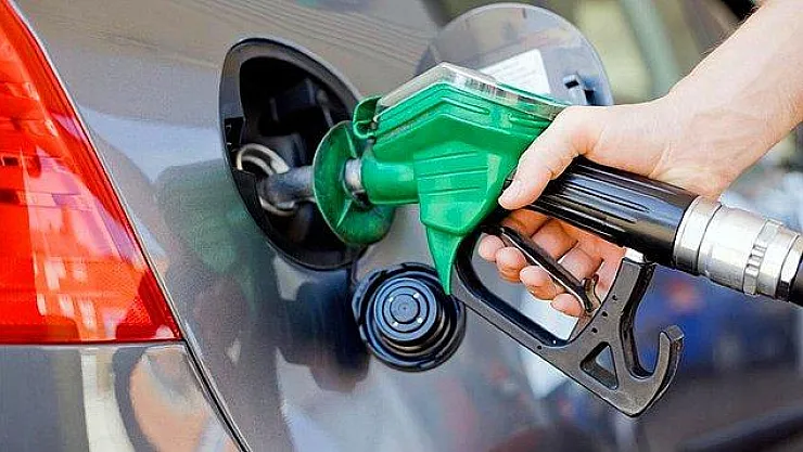 Canlı Yayında Açıklandı! Bir Günlük Benzinimiz Kaldı!