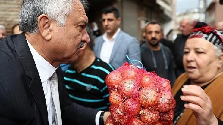 CHP Adana Büyükşehir Belediye Başkan adayı Zeydan Karalar:  Adana, her açıdan geri kaldı