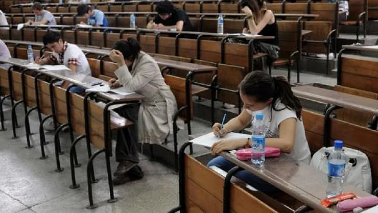 CHP'den üniversiteliler için "öğrenci affı" çıkışı