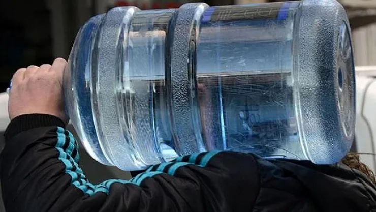 CHP'li Fethi Gürer Damacana Sulardaki Fiyat Farkını Bakanlığa Sordu! Damacana Su Fiyatları