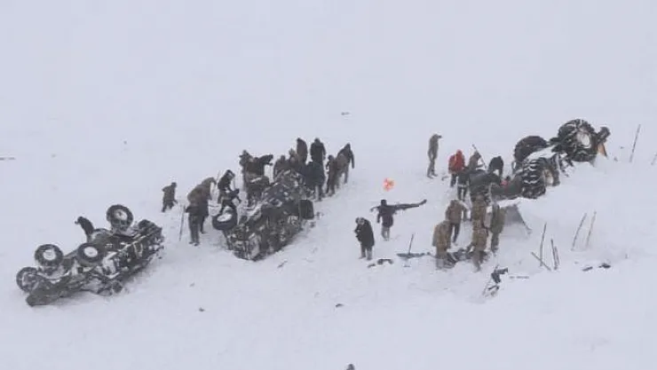 Çığ faciasında ölü sayısı 41'e yükseldi! Tehlike devam ediyor