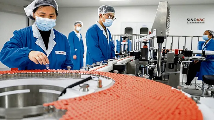 Çin'den, korona aşısı olanların hastaneye yatışını yüzde 100 önlüyor iddiası