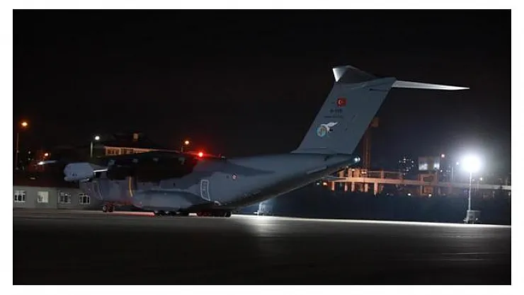 Çin'den Tahliye Edilen Türkler Ankara'ya İndi!