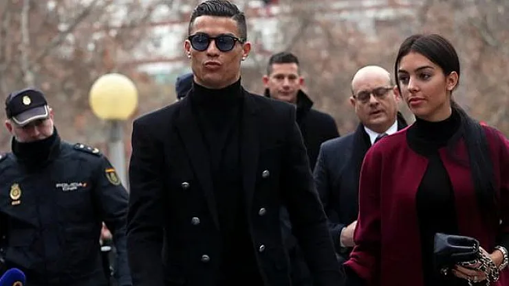 Cristiano Ronaldo Suçunu Kabul Etti! 18.8 Milyon Euro Ceza Ödeyecek!