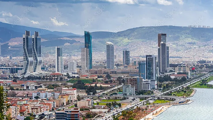 Cumhur İttifakı'nın İzmir Adayı Mahmut Özgener Olabilir mi?