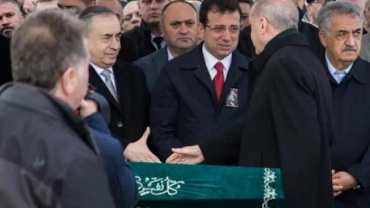 Cumhurbaşkanı Erdoğan, Ekrem İmamoğlu'nun Elini Sıkmadı