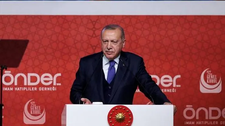 Cumhurbaşkanı Erdoğan: Şu Anda Bakıyoruz Bazı Yerlerde Seçimlerde Falan Herkes Bir Yere Savrulmaya Başladı
