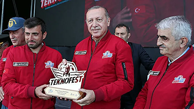 Cumhurbaşkanı Erdoğan'dan Taziye Mesajı: Eşsiz Hizmetleri Unutulmayacak!
